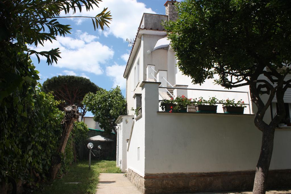 One More Night Fregenae Exterior foto
